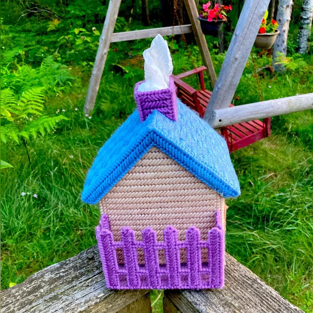 Tissue Box Cover HANDMADE Yarn Cross Stitch Cute Cottage